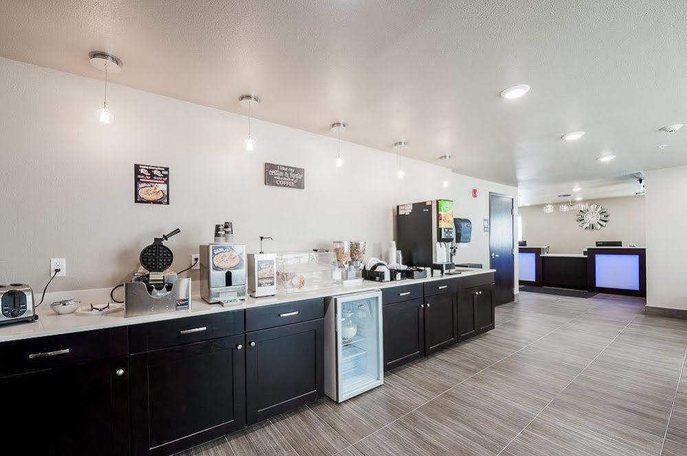 Stratford House Inn エドモンド エクステリア 写真