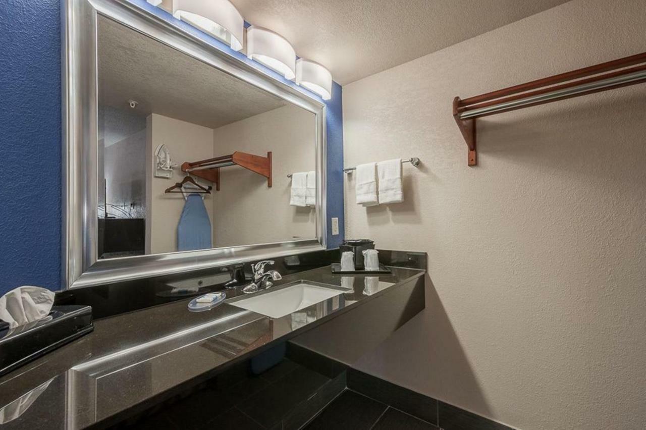 Stratford House Inn エドモンド エクステリア 写真